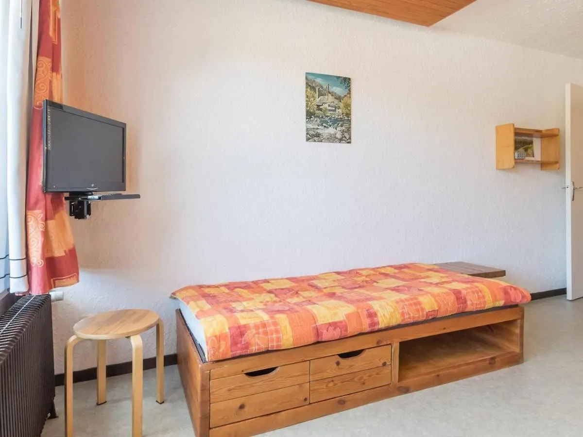 Appartement Montgenevre: 6 Pers, 2 Ch + Coin Montagne, Balcon, Parking, Prox Commerces - Fr-1-330D-56 Apartment Montgenevre