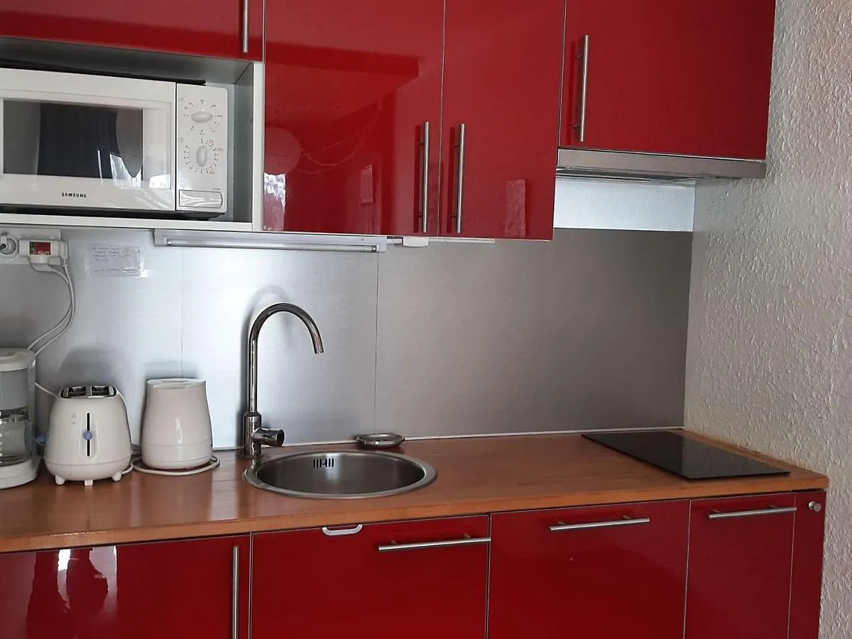 Appartement Montgenevre: 6 Pers, 2 Ch + Coin Montagne, Balcon, Parking, Prox Commerces - Fr-1-330D-56 0*, Montgenevre